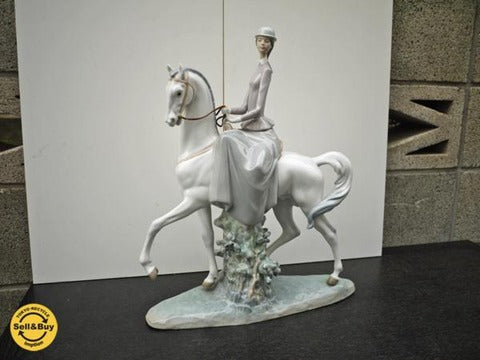 希少廃盤 リヤドロ LLADRO 二人でバレエ 大型フィギュリン 白い馬の少女  WOMAN ON HORSE【買取と販売とレンタルのお店】