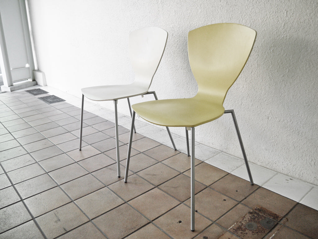 ダネルカ danerka フライ Fly スタッキングチェア ホワイト＆ イエロー 北欧 デンマーク 中古品 買い取りしました。