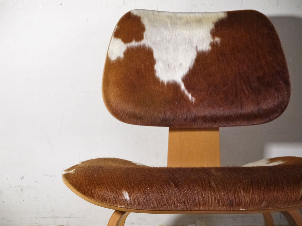ヴィトラ vitra LCW ラウンジチェア ウッドレッグ Lounge Chair Wood アッシュ カーフスキン C&amp;Rイームズ ミッドセンチュリー ～終わりなき旅の途中、ふたりが残した歴史的名作～