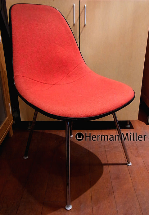 言わずと知れたミッドセンチュリー名作チェア C&Rイームズデザイン Herman Miller（ハーマン・ミラー）社 '70～ヴィンテージ 3rdモデル 「サイドシェルチェア」 DSX 【出張買取＆販売】