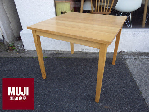 無印良品 MUJI タモ無垢材 スクエアダイニングテーブル 『 一人暮らしやカップルにオススメ！場所をとらないコンパクトサイズ☆ 』 【買取と販売とレンタルのお店】