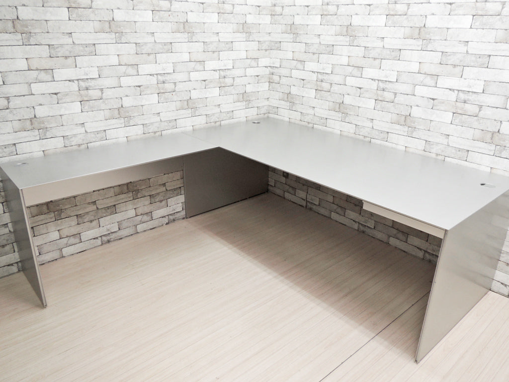 カッシーナ イクスシー Cassina IXC. エアフレーム AIR FRAME 30092 エグゼクティブデスク サイドデスク アルミトレー ケーブルラック付き 定価\446,600-   中古品 買い取りしました。