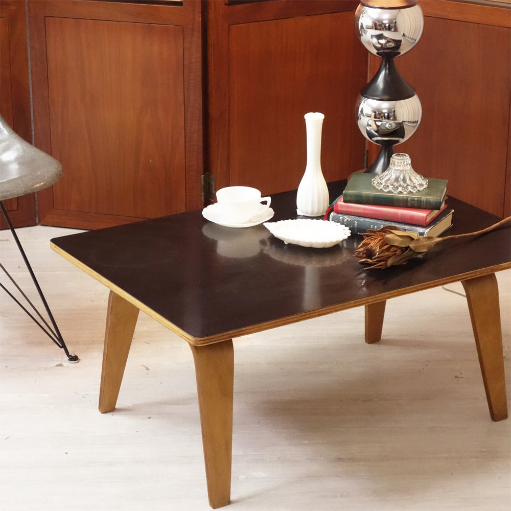 ハーマンミラー Herman Miller OTW Coffee Table ブラックラミネート オリジナルビンテージ 1950's CTW-1 プライウッド イームズ 希少 ～名作椅子とあわせたいイームズのオリジナルビンテージ～