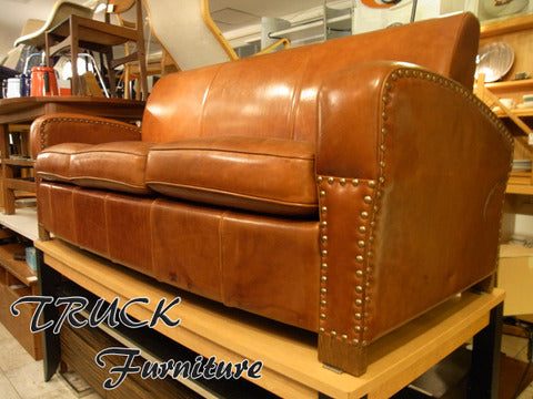 自分らしさとその答え。～TRUCK Furniture トラック ファニチャー LEATHER SOFA 3-SEATER レザーソファ 3シーター【買取と販売とレンタルのお店】