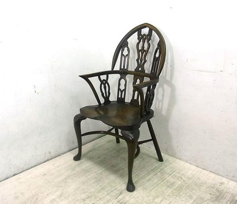 ゴシック ウィンザーチェア イギリス Fauld England 工房製造品  『 高度な加工技術により生まれたウィンザーチェアの王様☆ 』【買取と販売とレンタルのお店】
