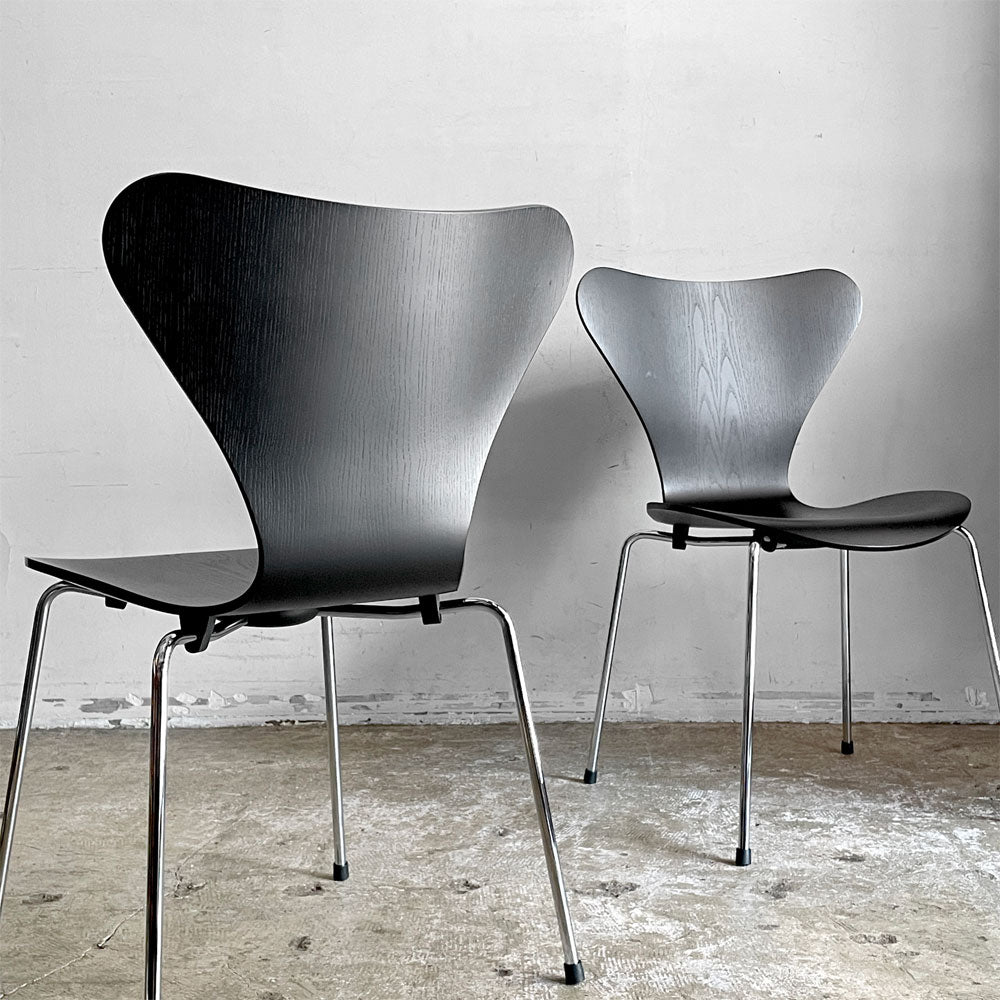 フリッツハンセン Fritz Hansen セブンチェア ダイニングチェア カラードアッシュ ブラック アルネ・ヤコブセン 北欧 デンマーク 定価￥75,680- 美品 ～ 美しさだけでなく、使い続ける価値を ～