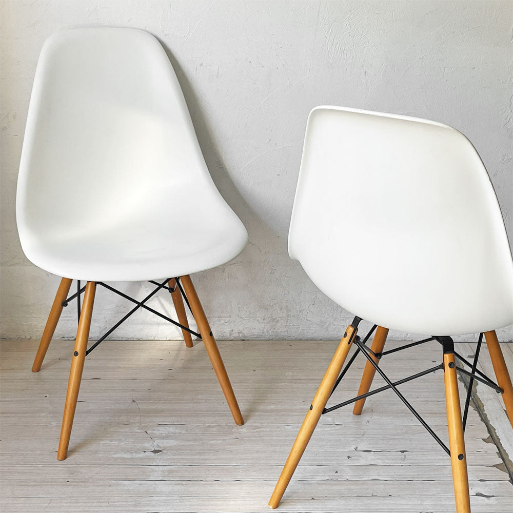 【下北沢店】ハーマンミラー Herman Miller サイドシェルチェア ポリプロピレン ホワイト ドゥエルレッグ C&R イームズ ミッドセンチュリー 計2脚 買取させていただきました。