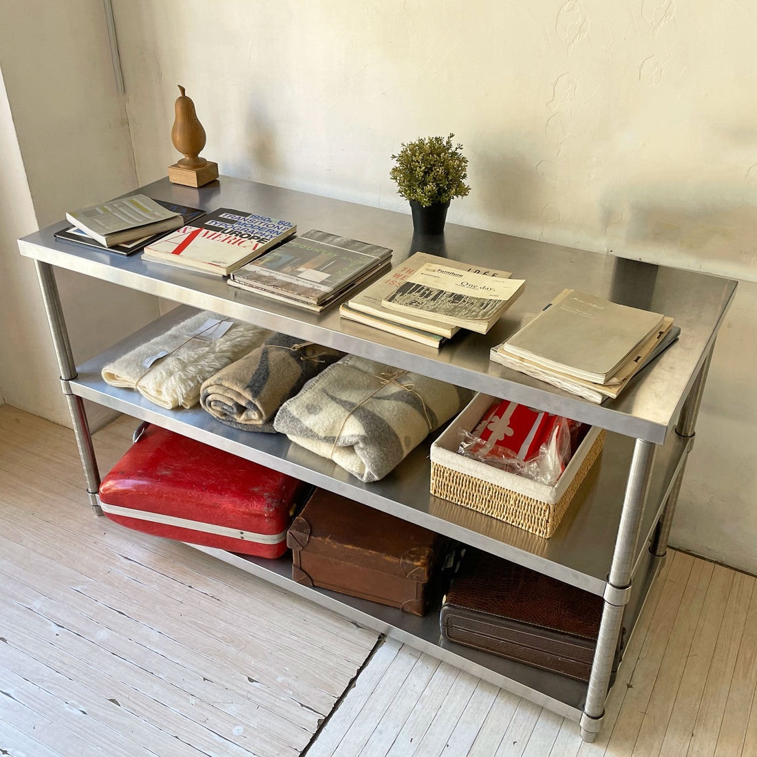 【下北沢店】アントデザインストア ANT DESIGN STORE ステンレス ワークテーブル 作業台 オープンシェルフ レンジボード 棚板高さ調節可能 買取させていただきました。