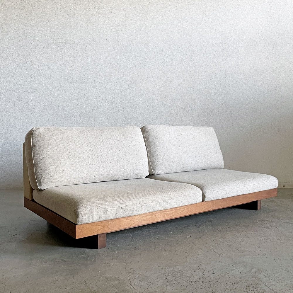 【登戸BASE店】マスターウォール MASTERWAL デニッシュソファ DANISH SOFA 3シーター W180cm ミックスファブリック アイボリー系 ウォールナット無垢材 買取させていただきました。