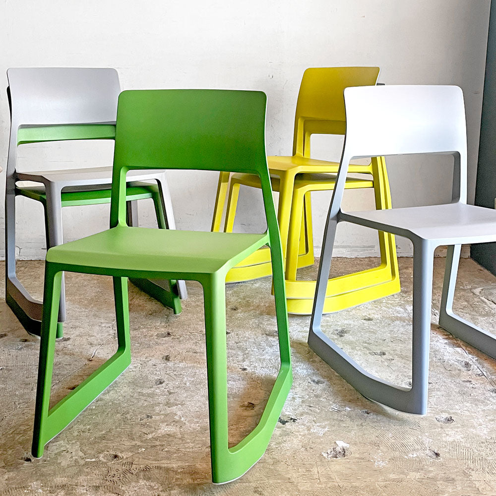 【自由が丘店】ヴィトラ Vitra ティプトン Tipton チェア スタッキングチェア チルト機能 ロッキングチェア 買取させていただきました。