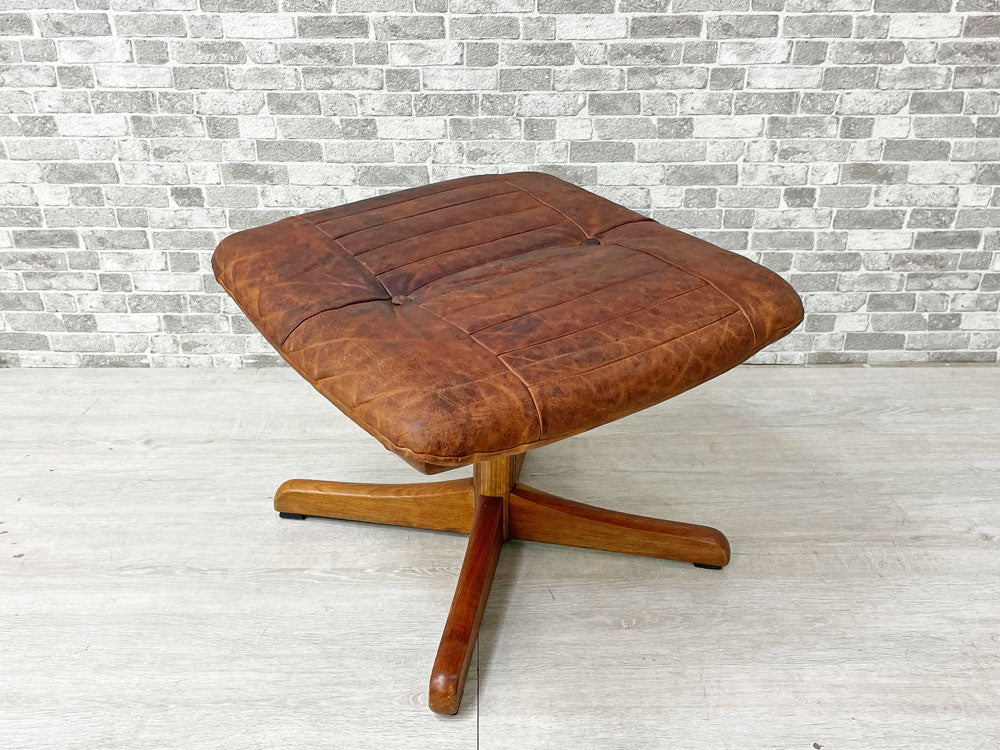 リードモブラー LIED MOBLER オットマン スツール 本革 レザー チーク材 ノルウェー ビンテージ 北欧家具 中古品 買い取りしました。