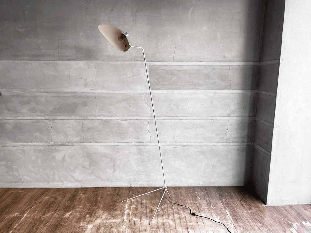 イデー IDEE ランパデール アン ルミエール LAMPADAIRE 1 LUMIERE シルバー セルジュ ムーユ Serge Mouille デザイン 1灯 希少 中古品 買い取りしました。