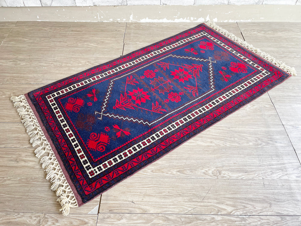 トルコ絨毯 バルケシル ヤージュベディル産 トライバルラグ 玄関マット 146×80cm ウール100％ ビンテージ 中古品 買い取りしました。
