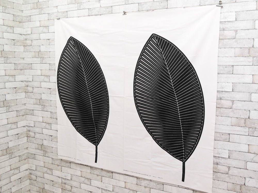 マリメッコ marimekko RO ファブリック 生地 ブラック Bjorn Dahlstrom 廃番 2006 148×166   中古品 買い取りしました。
