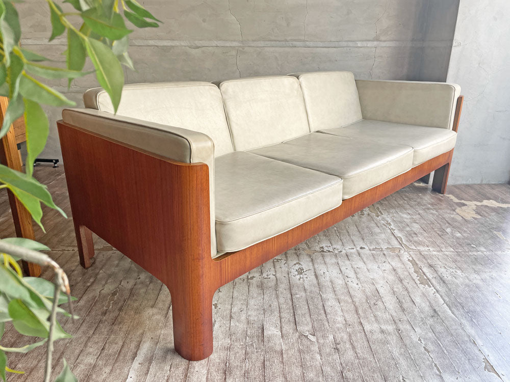 天童木工 Tendo ビンテージ ハコ Haco 3Pソファ チーク材 プライウッド ベージュ系 レザー W184cm 剣持 勇 希少 中古品 買い取りしました。