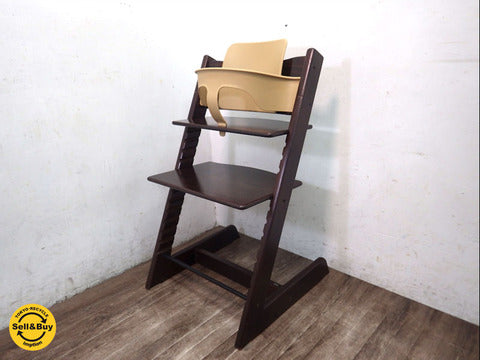 デザイン先進国ノルウェー発の世界的ロングセラー STOKKE A.S / ストッケ社 『 TRIPP TRAPP / トリップトラップ  』新型ブラウンカラー・ベビーガード付き 入荷！！
