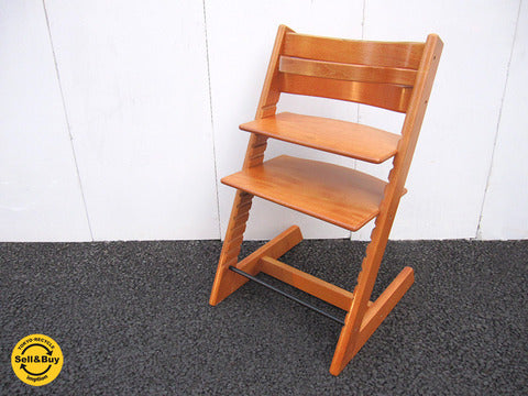 ベビー&キッズチェアの元祖！ ノルウェー発 STOKKE / ストッケ社 旧木製ガード付き！ 新型 『 TRIPP TRAPP / トリップトラップ 』 廃番カラー：チェリー 入荷！！