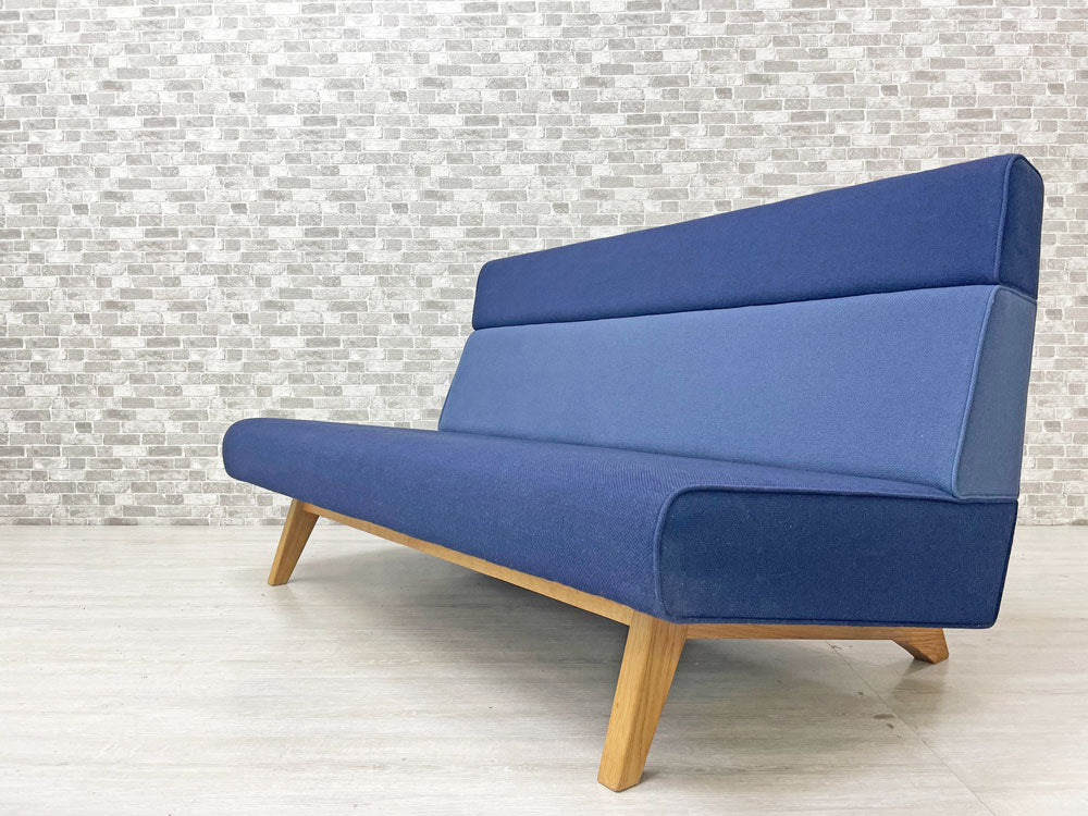ランドスケーププロダクツ Landscape Products タック Tac 2Pソファ リバコ社製ファブリック ブルー系 ナラ材 W135cm 中古品 買い取りしました。