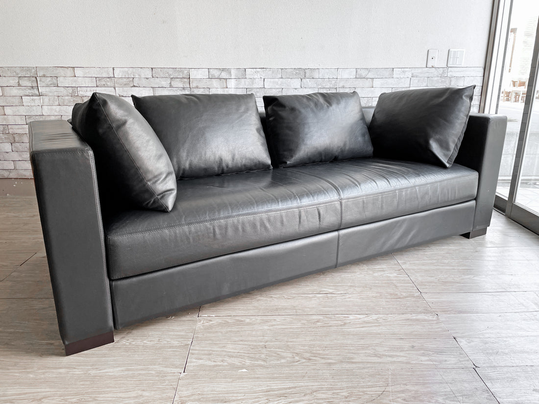 カトリーヌメミ CATHERINE MEMMI ノルマンディ NORMANDIE 3人掛けソファ 本革 ブラック カッシーナイクスシー Cassina ixc. 取扱 定価￥1,029,000- 中古品 買い取りしました。