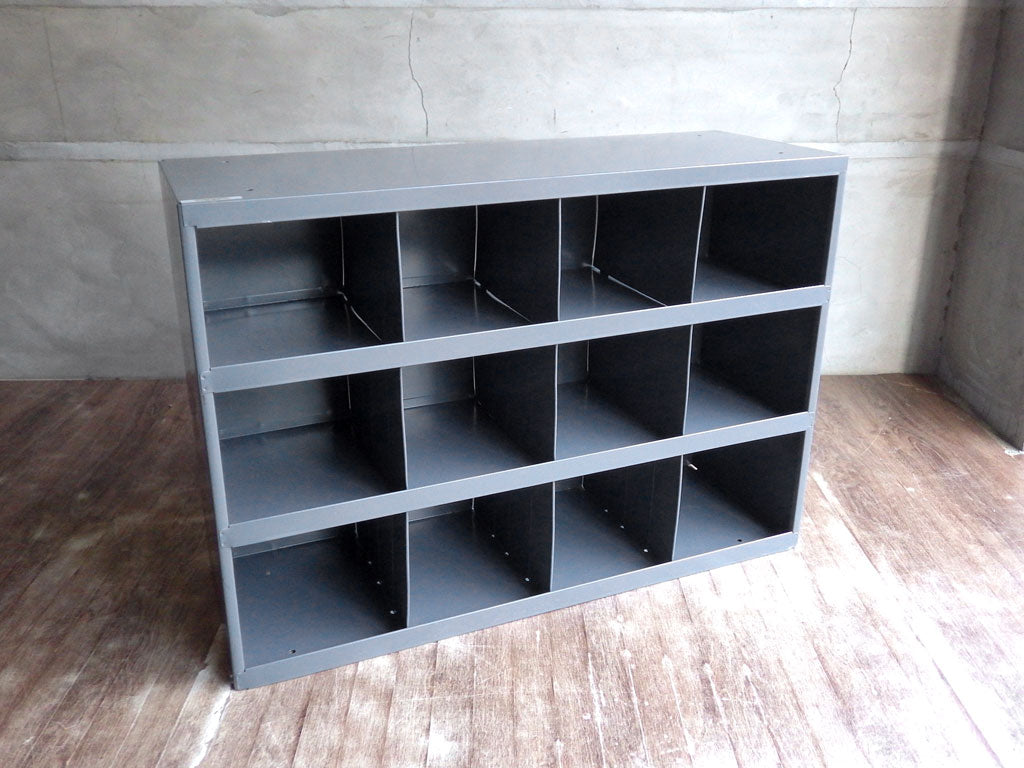 ダーム DURHAM 8 オープンビン OPENING BIN スチールシェルフ 4列3段 スチール家具 パシフィックファニチャーサービス P.F.S取扱 定価￥25,300- 中古品 買い取りしました。