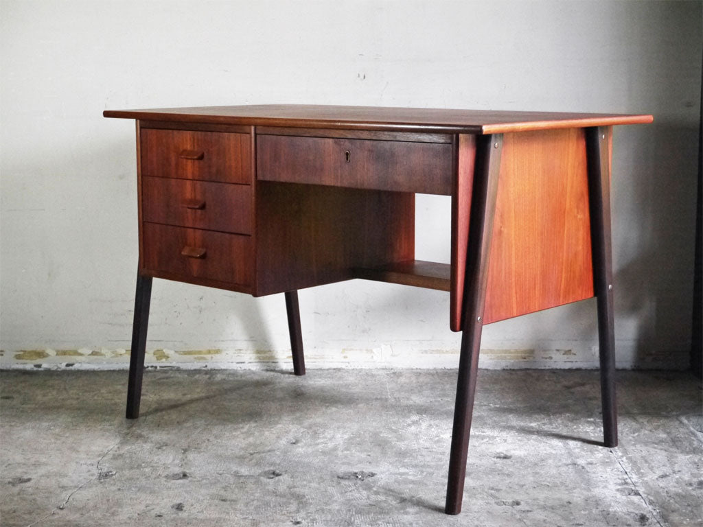北欧ビンテージ Scandinavian Vintage チーク×ローズウッド デスク 4ドロワー W109cm 北欧家具 中古品 買い取りしました。