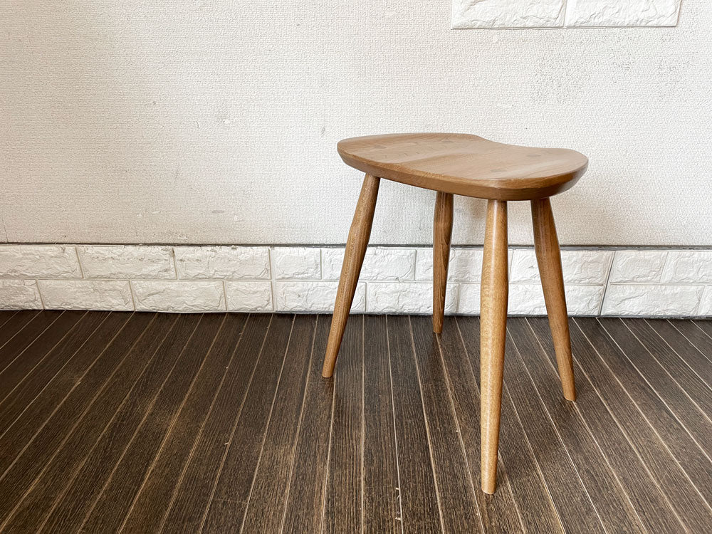 アーコール Ercol × マーガレット・ハウエル MARGARET HOWELL ファイヤーサイドスツール サドルスツール エルム材 H42cm 復刻シリーズ 英国家具  中古品  買い取りしました。
