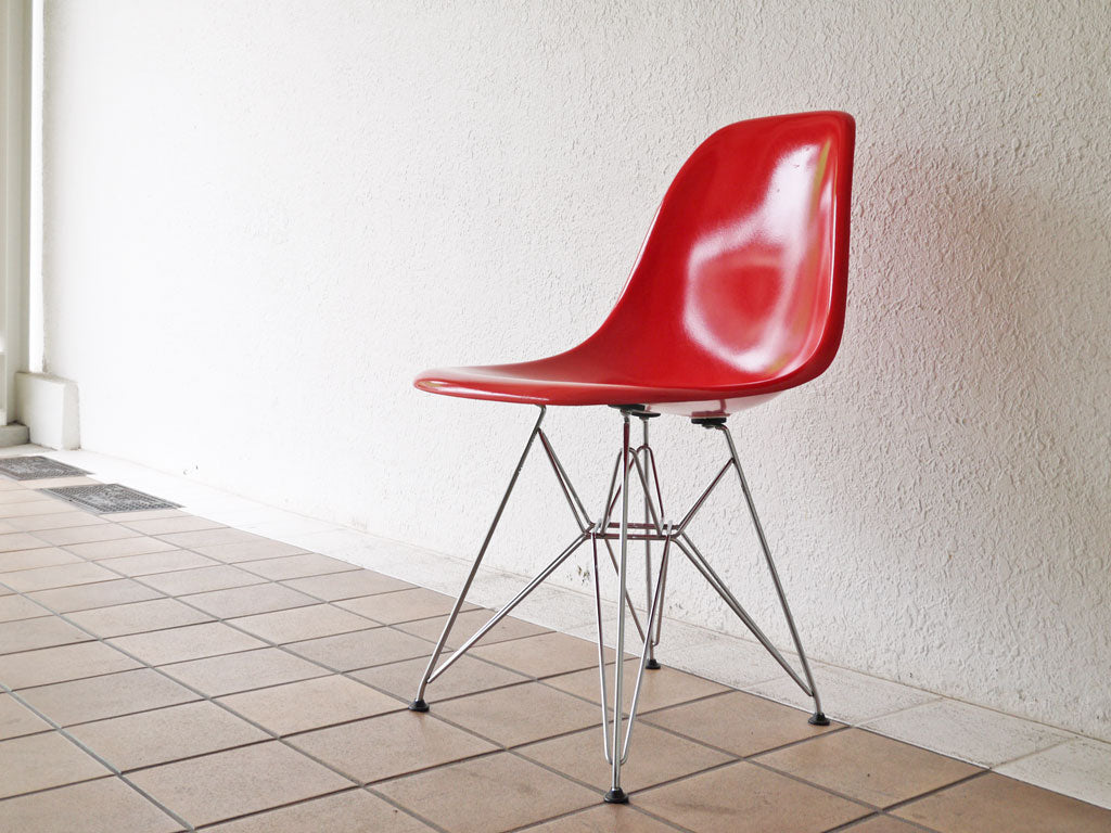 ハーマンミラー Herman Miller サイドシェルチェア 3rd後期 ビンテージ FRP製 クリムゾンレッド エッフェルベース ミッドセンチュリー イームズ 希少 中古品 買い取りしました。