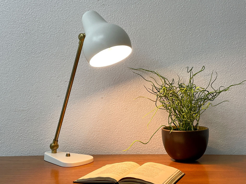 ルイスポールセン Louis Poulsen VL38 Table ラジオハウス テーブルランプ LED 2段階調光 ヴィルヘルム・ラウリッツェン デンマーク 名作照明 中古品 買い取りしました。