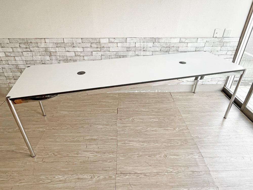 ユーエスエムハラー USM Haller モジュラーファニチャー Modular Furniture ハラーテーブル ホワイトラミネート天板 W250cm 配線孔×2 セミオーダー品 中古品  買い取りしました。