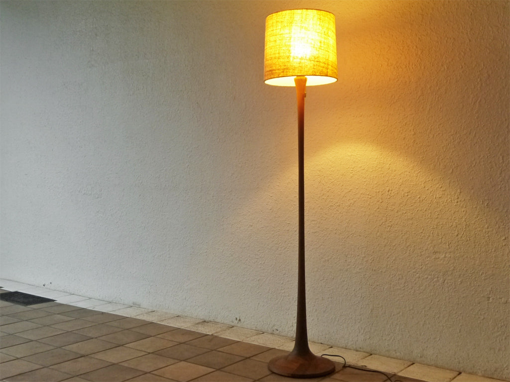トラックファニチャー TRUCK FURNITURE フロアランプ FLOOR LAMP F-WN1 COTTON ウォールナット材ベース × コットンシェード 定価￥94,600- 中古品 買い取りしました。