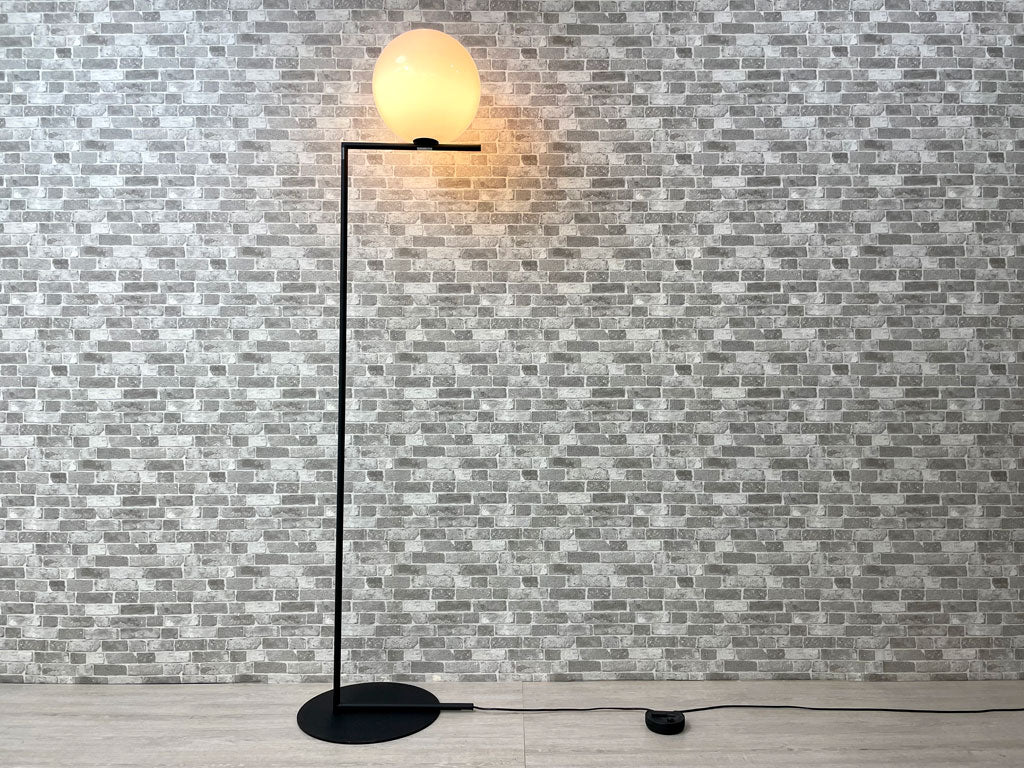 フロス FLOS アイシーライツ IC Lights F2 フロアライト ブラック 2021年製 マイケル・アナスタシアデス デザイン イタリアンモダン 定価￥236,500- 中古品 買い取りしました。