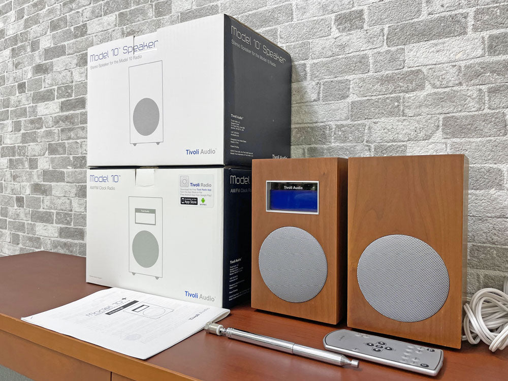チボリ オーディオ Tivoli Audio MODEL 10 テーブルクロック AM/FM ラジオ ステレオスピーカーセット チェリー材 元箱付  中古品 買い取りしました。