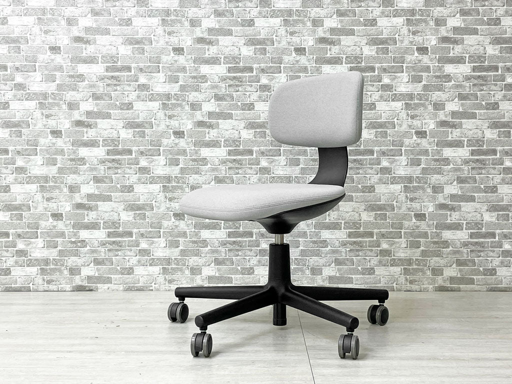 ヴィトラ vitra ルーキー Rookie デスクチェア キャスターチェア コンスタンチン・グルチッチ グレーシンプルデザイン 定価￥66,000-  中古品 買い取りしました。