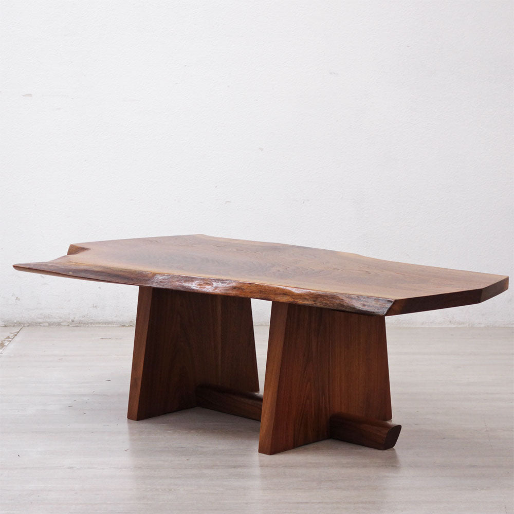 【祖師ヶ谷大蔵店】桜製作所 ミングレン 1 MINGUREN 1 ローテーブル ウォールナット無垢材 ジョージ・ナカシマ George Nakashima 焼印有 美品 買取させていただきました。