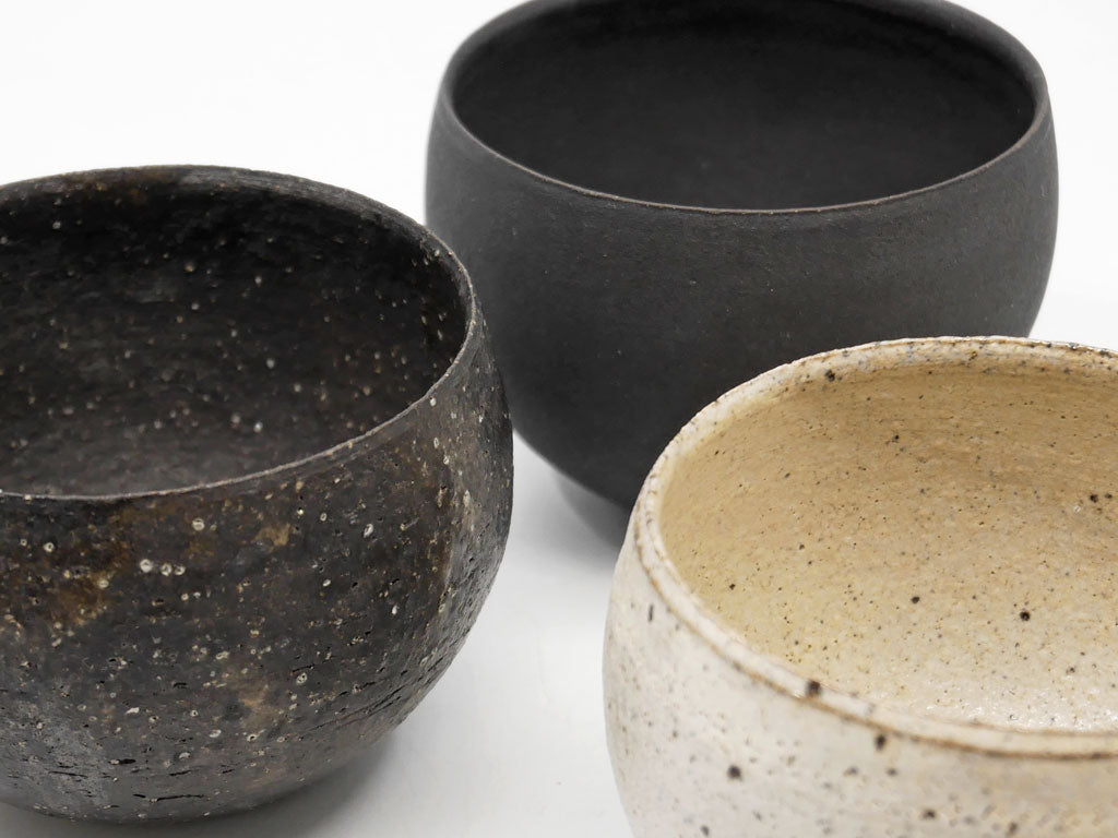 遠藤岳 Takashi Endo ラウンド カップ ボウル Round cup Φ7.5cm White & Black & New Black 3点セット 陶器 現代作家 中古品 買い取りしました。