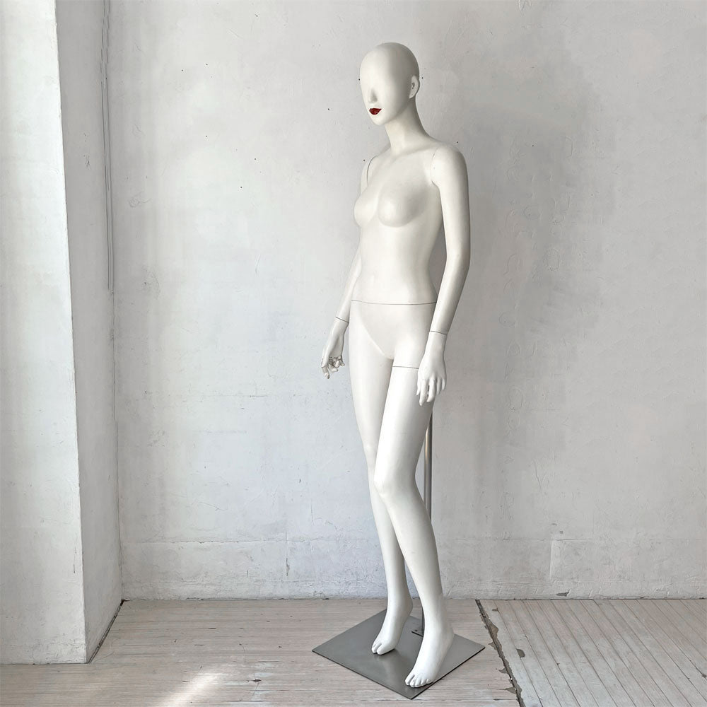 【下北沢店】レディース トルソー 全身腰受けリアルマネキン ポーズあり 分解可能 店舗什器 買取させていただきました。