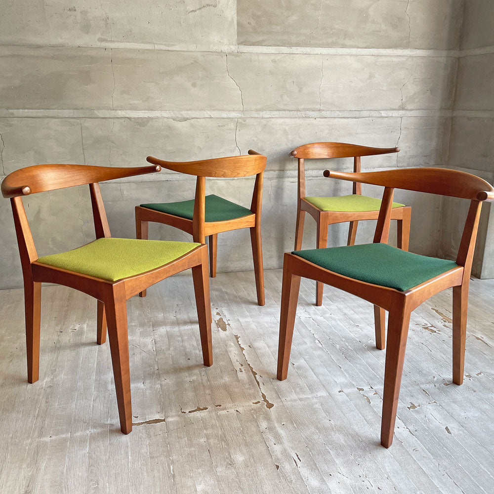 ウッドユウライクカンパニー WOOD YOU LIKE COMPANY アイチェア クッション AI CHAIR ハーフアームチェア チェリー無垢材 ファブリック グリーン 座面張替済～背もたれの美学～
