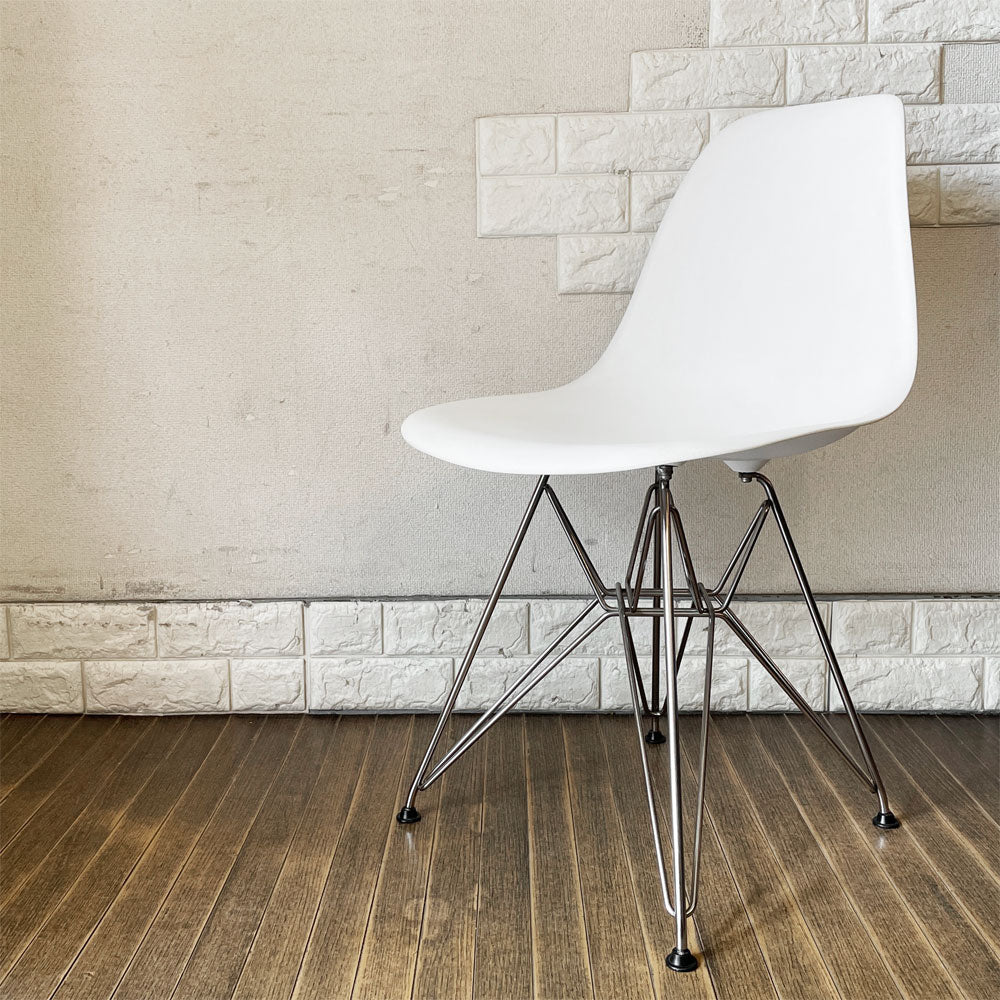 【経堂店】ハーマンミラー Herman Miller サイドシェルチェア DSR ポリプロピレン ホワイト エッフェルベース C&R イームズ ミッドセンチュリー 買取させていただきました。