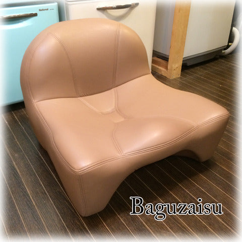 ◎経堂店 『 座ること 』への一つの疑問から成ったくつろぎの形 ～ 馬具座椅子 Tone leather レザー調  "Mocha" モカカラー 廃番モデル【買取と販売とレンタルのお店】