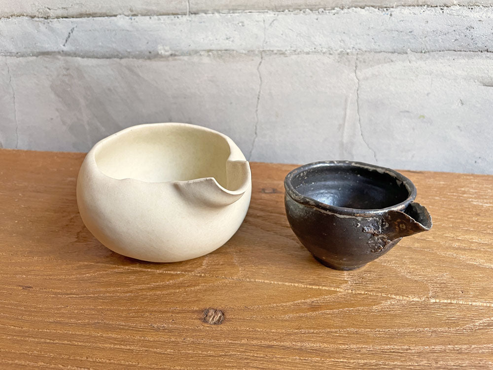 岩田圭介 穴窯 黒 ＆ 白 片口 陶器 器 現代作家 中古品 買い取りしました。