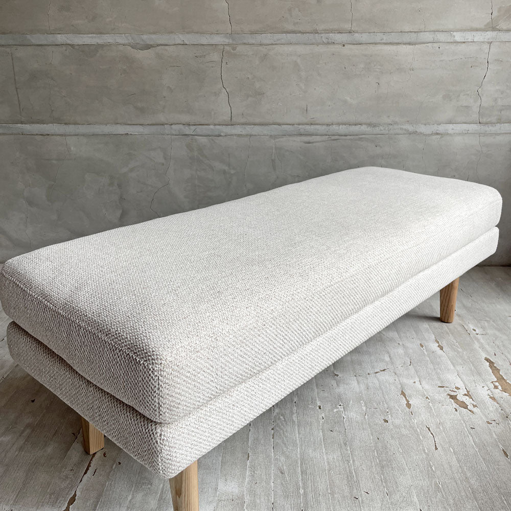 【学芸大学店】ウニコ unico ロム LOM ベンチ W120cm ファブリック カバーリング ライトグレー アッシュ材 廃番 買取させていただきました。