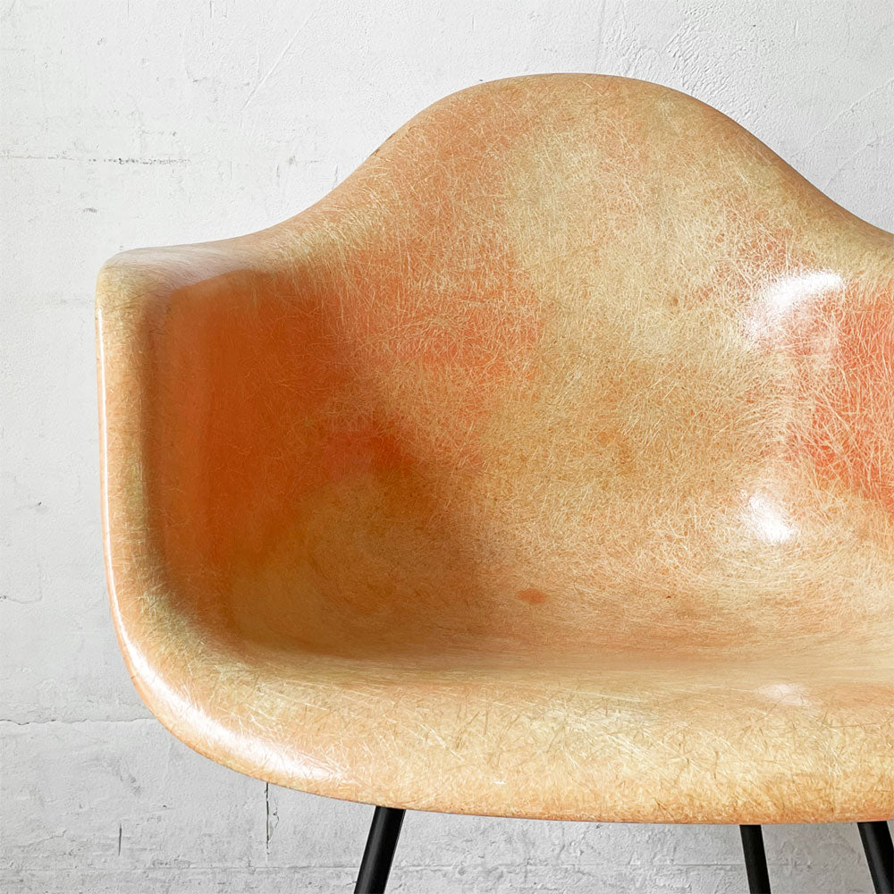 ゼニス ZENITH ハーマンミラー Herman Miller アームシェルチェア ファースト 1st Xベース～20世紀を代表する名作～