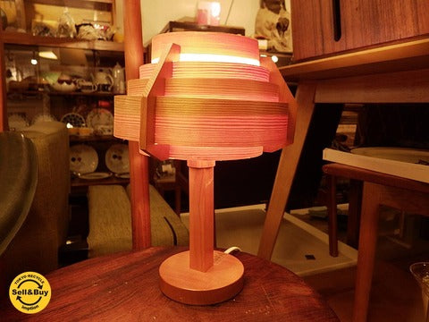 ヤマギワ yamagiwa ヤコブソンランプ JAKOBSSON LAMP S2904 テーブルランプ ～ 光だけではなく、優しさと温もりを放つ照明。【買取と販売とレンタルのお店】