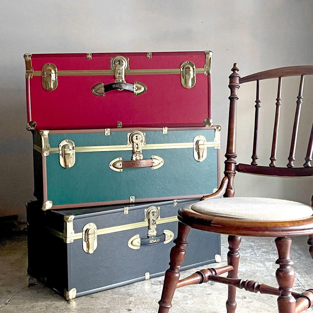 【自由が丘店】スワード トランク Seward Trunk トランクボックス ビニールレザー ブラック＆グリーン＆レッド ゴールド 鍵付き 収納 アメリカ 計3台 買取させていただきました。