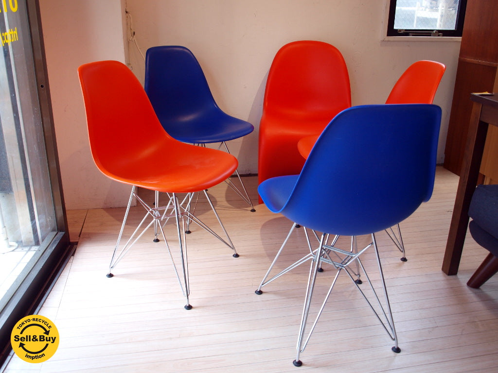 ヴィトラ Vitra イームズ サイドシェル Eams sideshell chair 4脚 × ヴェルナー パントン Verner Panton パントンチェア ★中古品 買い取りしました。下北沢店 出張買取もお任せ下さい。