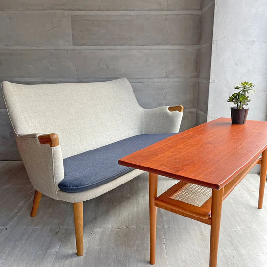 カールハンセン＆サン Carl Hansen & Son CH72 ミニベアソファ 2Pソファ オーク材 オイル仕上げ ハンス・J・ウェグナー 定価￥739,200- ～半世紀を経て蘇る名プロダクト～