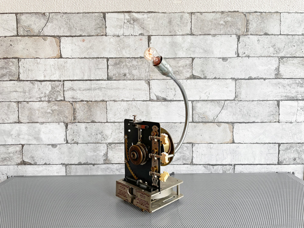 インダストリアルデザイン industrial design ビンテージ テーブルランプ メカニカルランプ リメイクアイテム  中古品  買い取りしました。