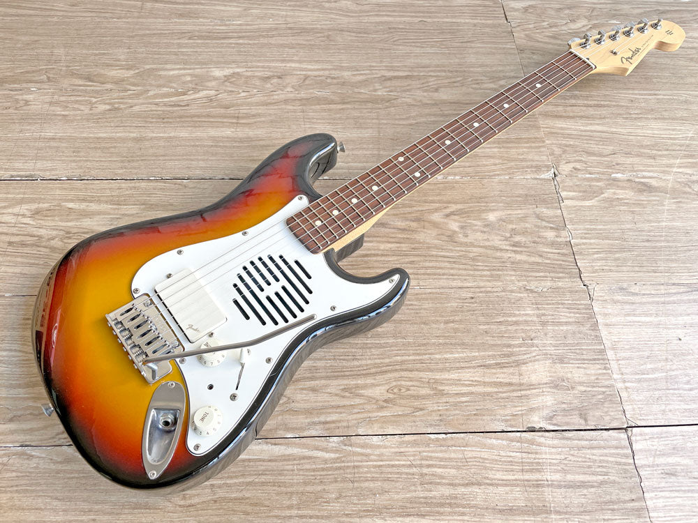 フェンダージャパン Fernder Japan ST-Champ 10 アンプ内蔵エレキギター ストラトキャスター サンバースト 中古品 買い取りしました。