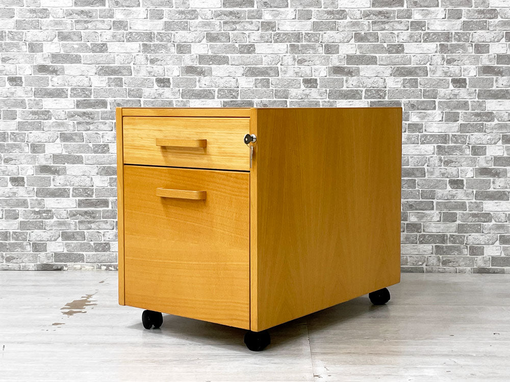 ラボファ Labofa ビーチ材 デスクキャビネット ワゴン ファイリングドロワー 2段 仕切り付 鍵無し デンマーク製 北欧家具 買い取りしました。