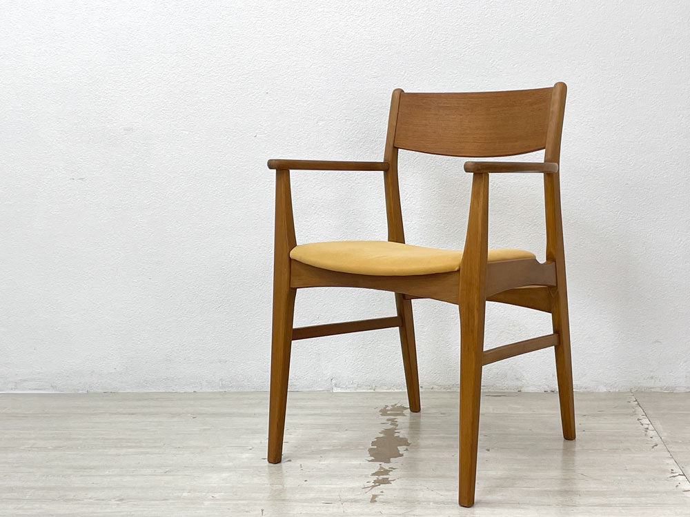 デンマークビンテージ Danish Vintage チーク材×ビーチ材 アームチェア 買い取りしました。